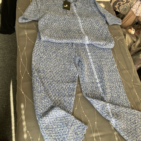 STYLEWE Blue Textured Knit Top - Picture 1 of 3